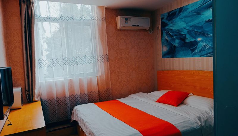 Camera business - Dongtai Business Hotel (Jianghan University Store)