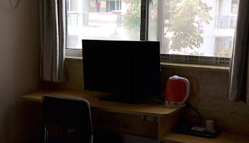 Camera business - Dongtai Business Hotel (Jianghan University Store)