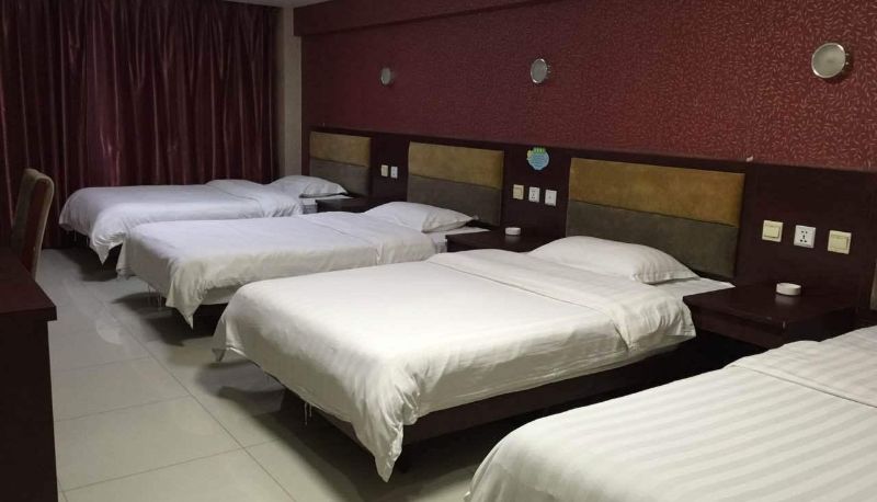 Camera - Century Garden Hotel