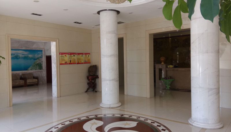 Area esterna dell'hotel - Tongxin Business Hotel