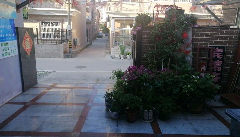 Area esterna dell'hotel - Yiren Island Business Hotel