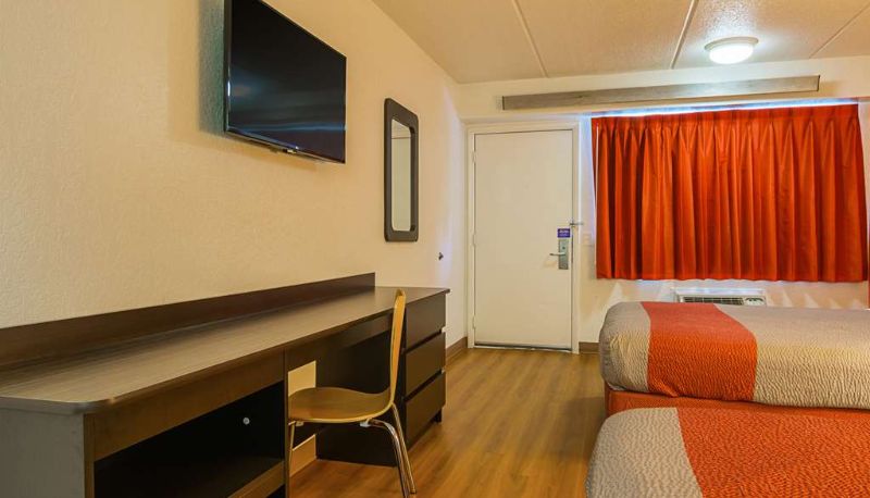 Zimmer - MOTEL 6 ATLANTA TUCKER NORTHEAST