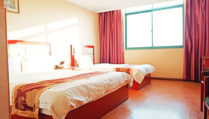 Chambre Familiale - Yidu Business Hotel