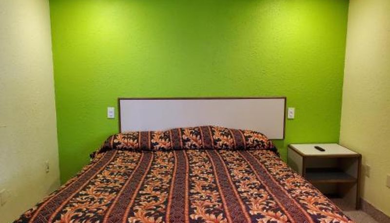 Standart oda - Travel Inn Motel