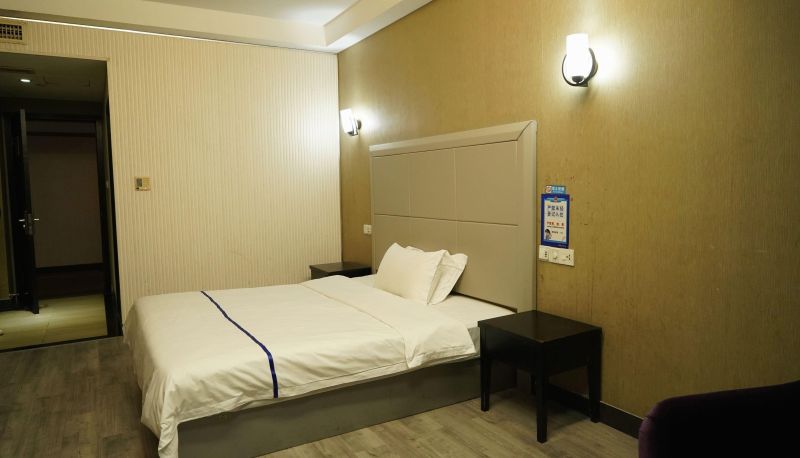 Zimmer - Xindu Hotel (Truman Bus Terminal Branch)