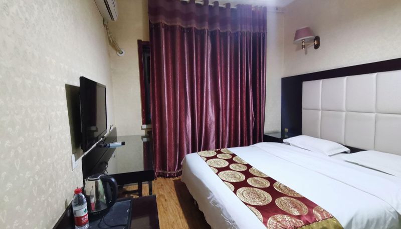 Zimmer - Linquan Business Hotel