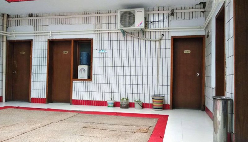 Zona exterior del hotel - Huadu Hotel