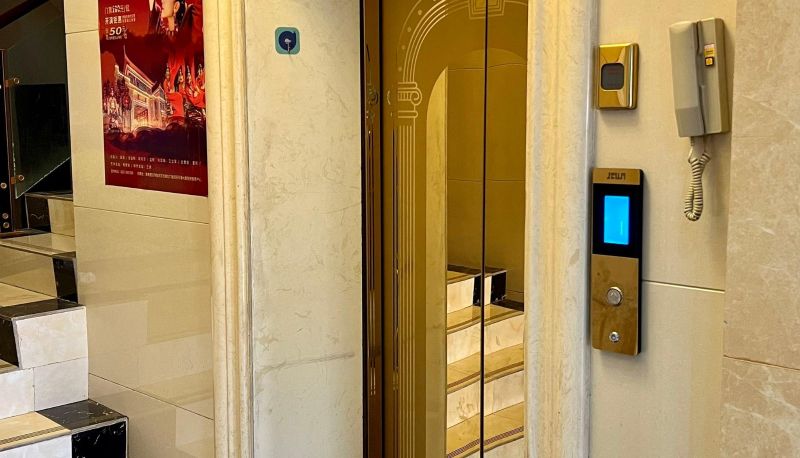 Extérieur de l'hôtel - Yalaso Business Hotel (Shangri La Dukezong Ancient City Branch)