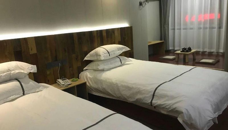 Camera business - Changlai Holiday Hotel (Shuiting Street Branch)