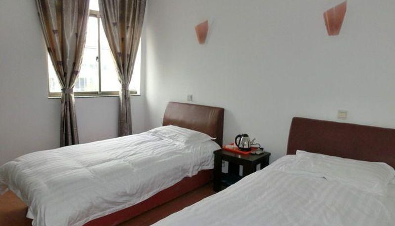 Camera - Chenglong Hotel