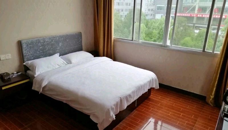 Camera - Laiqian Business Hotel