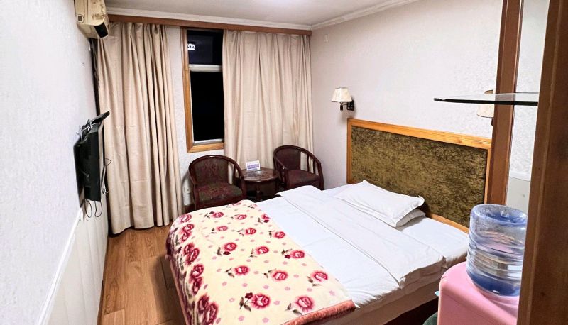 Camera - Little Red Riding Hood Hotel