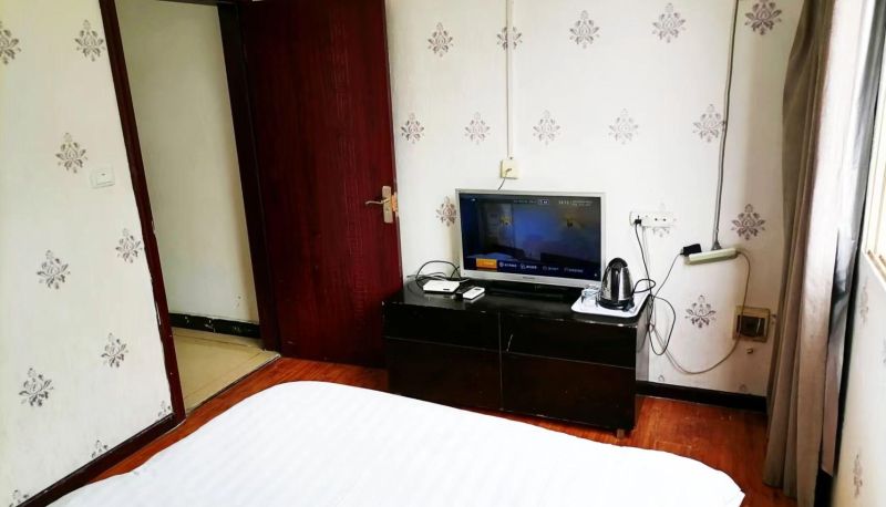 Zimmer - 369 Business Hotel (Xianning Vocational and Technical College Store)