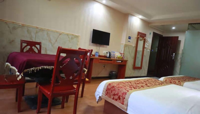 Chambre - Tianyi Business Hotel