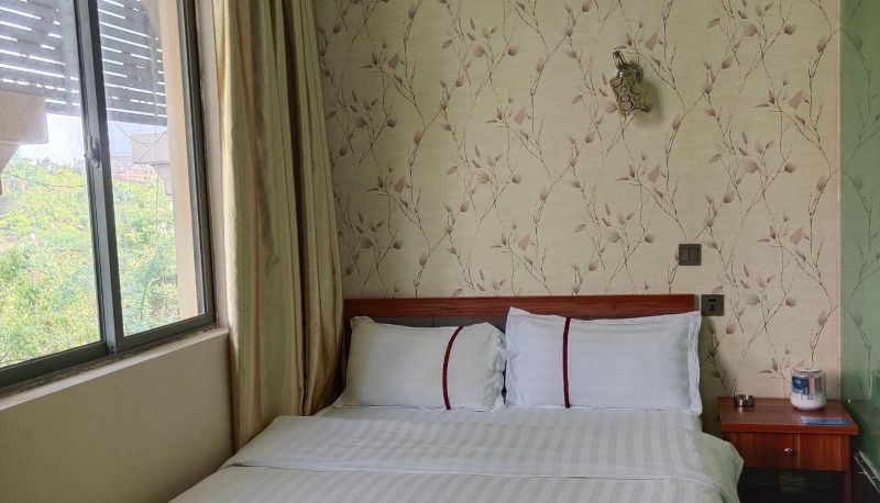 Zimmer - Hulu Hulu Hotel