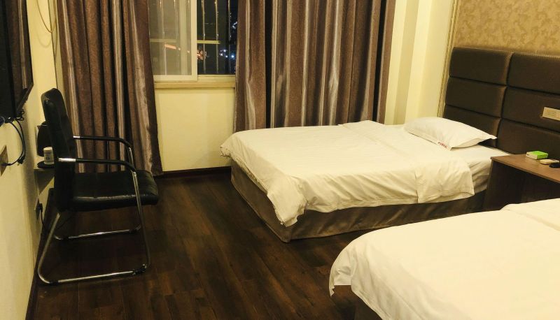 Room - Huadu Business Hotel