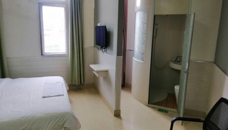 Business-Zimmer - Yibai Chain Hotel (Jinzhai Golden Era Jiayuan Store)