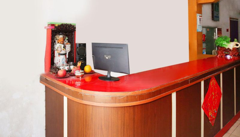 Area esterna dell'hotel - Eight Thousand House Hotel