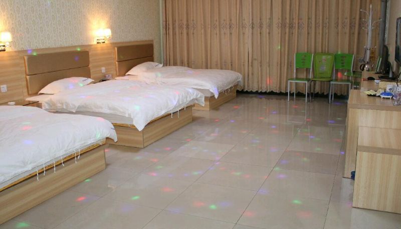 Camera - Xinzhuyuan Business Hotel