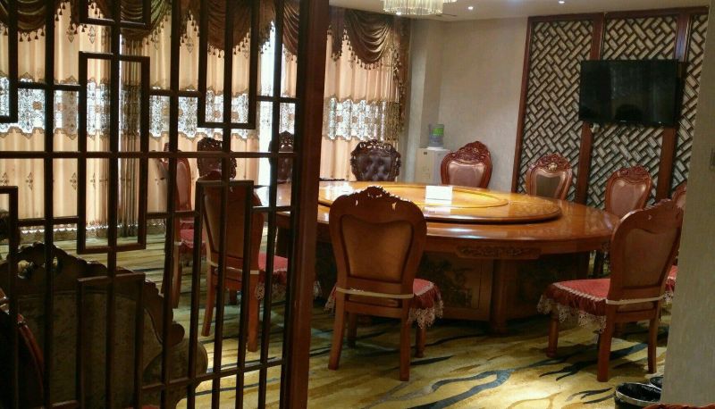 Area esterna dell'hotel - Jiulong International Hotel