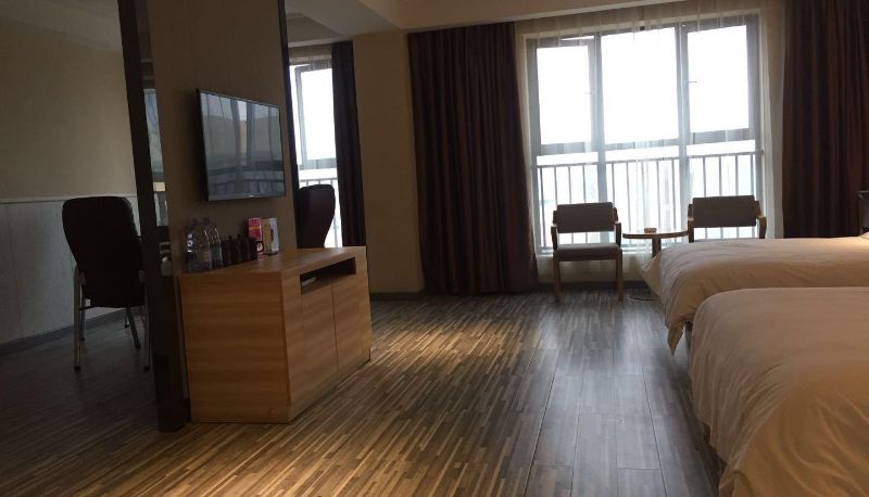 Hotel Außenbreich - City Impression Hotel (Information Academy Store)