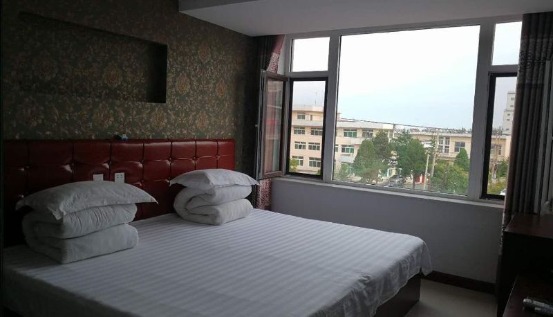 Camera - Four Seas One Hotel