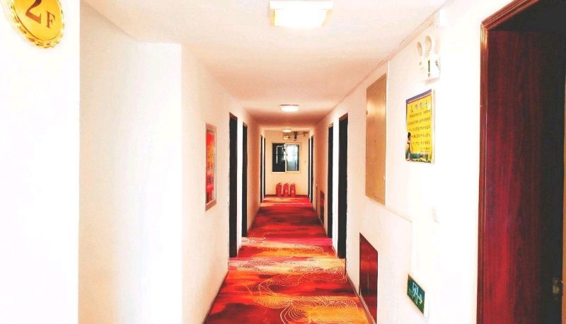 Zewnętrzna część hotelu - Fuda Hotel