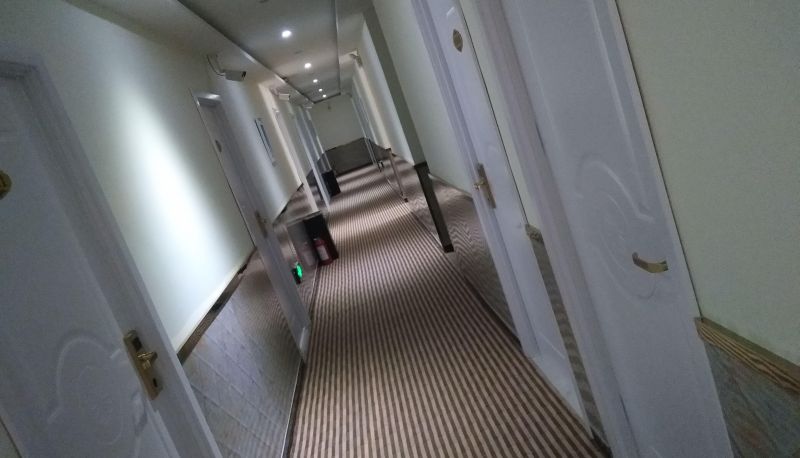 Area esterna dell'hotel - Kunzhiji Business Hotel