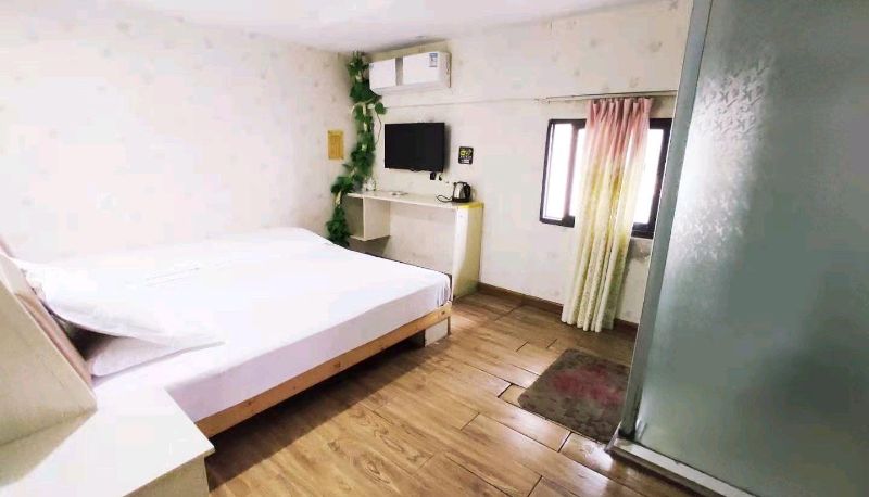 Camera - Mengchen Yijia Hotel