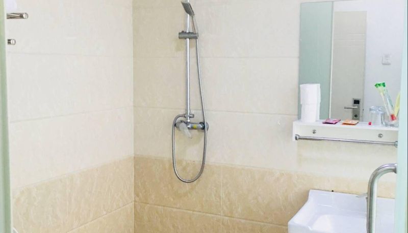 Zewnętrzna część hotelu - Junjia Business Hotel