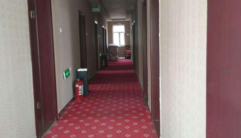 Buitenruimte van het hotel - Kejia Business Hotel