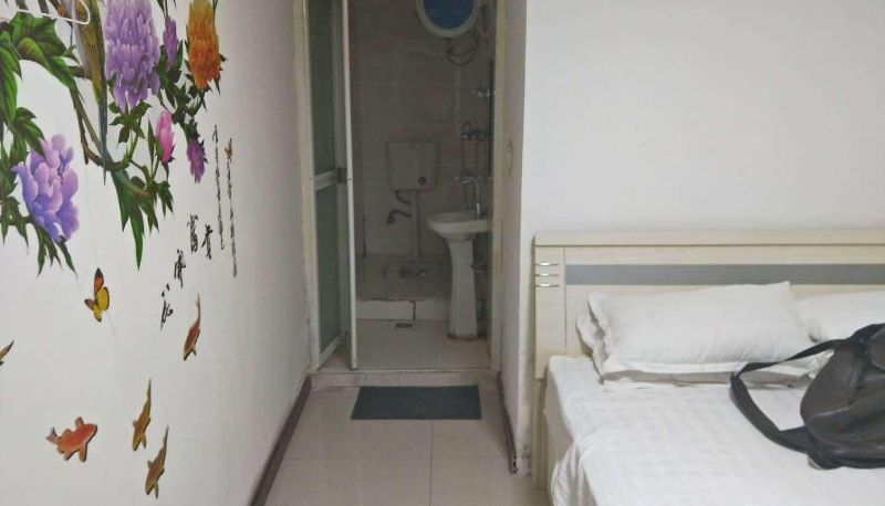 Habitación corporativa - Happy Guest House