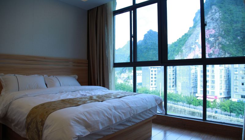 Camera - Four Seasons Business Hotel