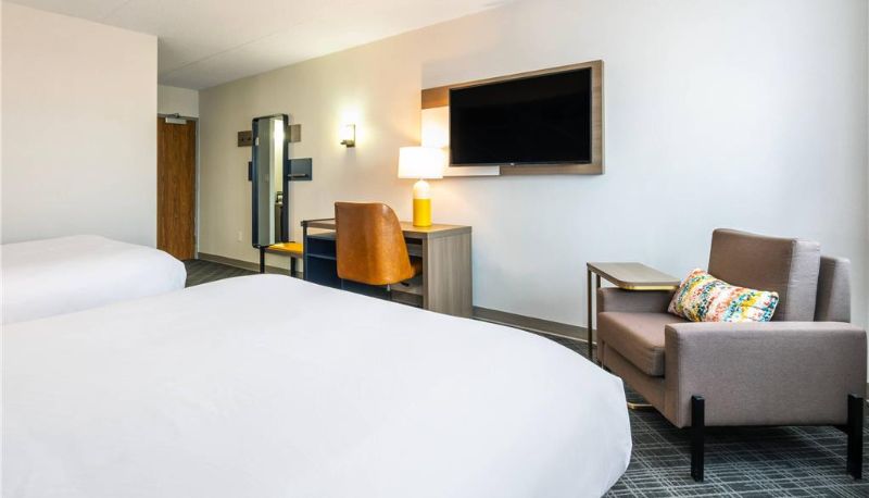 Camera - Comfort Inn & Suites