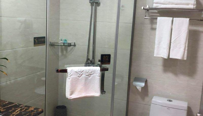Area esterna dell'hotel - Jiasheng Business Hotel