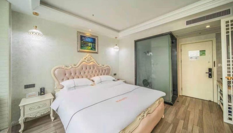 Pokój z balkonem - Boyue Business Hotel (Cixi Kuangyan Zhangshu Station Store)