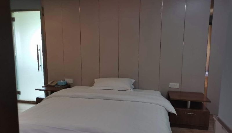 Camera - Tianyue Business Hotel