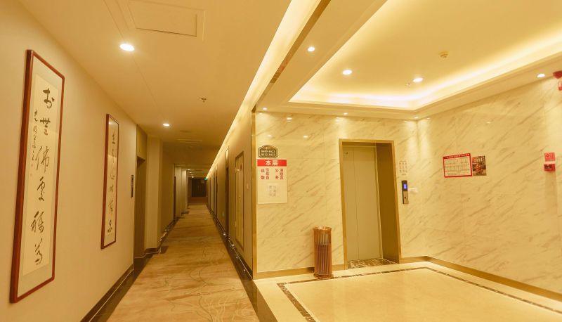 Hotel Außenbreich - Turpan)  Shanshan County Baoju Holiday Hotel (Kumutage Desert Branch