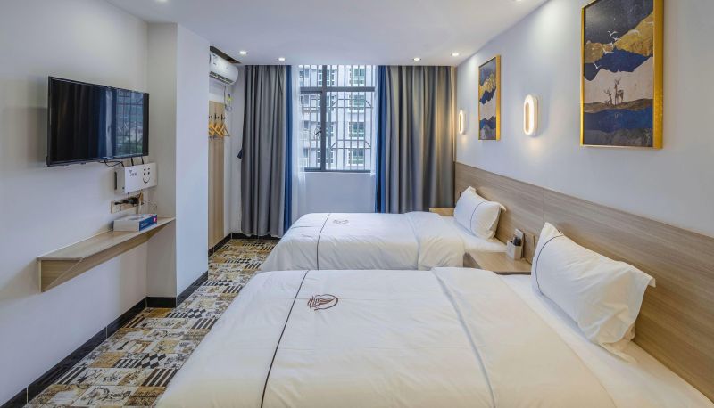 Camera business - Huizhou Jinshun Impression Hotel (Huidong Bus Terminal Store)