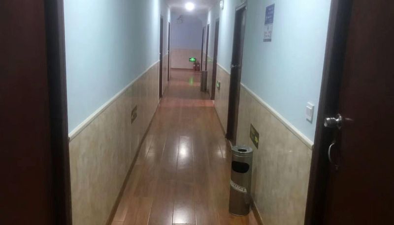 Zona exterior del hotel - Jiayi Business Hotel