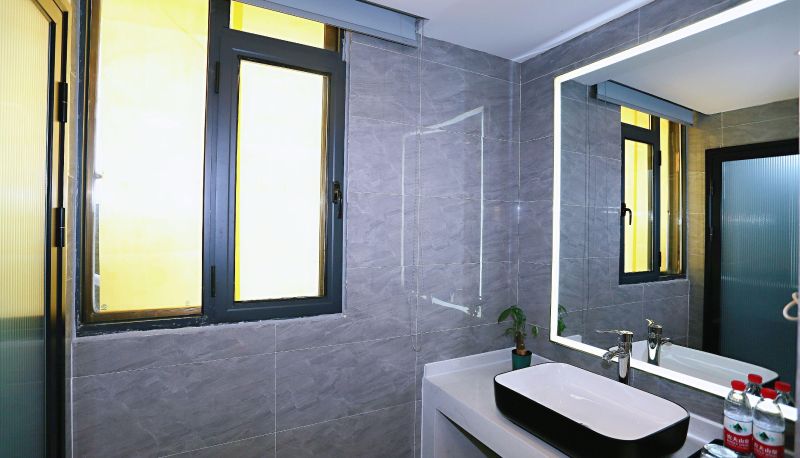 Camera business - Baiya Fashion Hotel (Xiangjiang Century City Branch)
