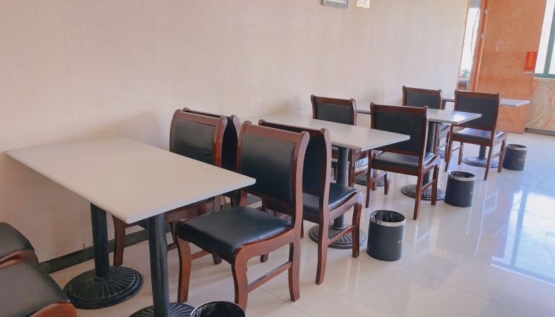 Area esterna dell'hotel - Tianzhiyuan Hotel (RT-Mart Store)