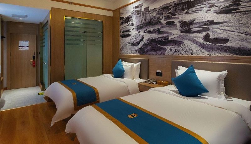 Business-kamer - Su-8 Selected Hotel (Tumushuk City Government Store)