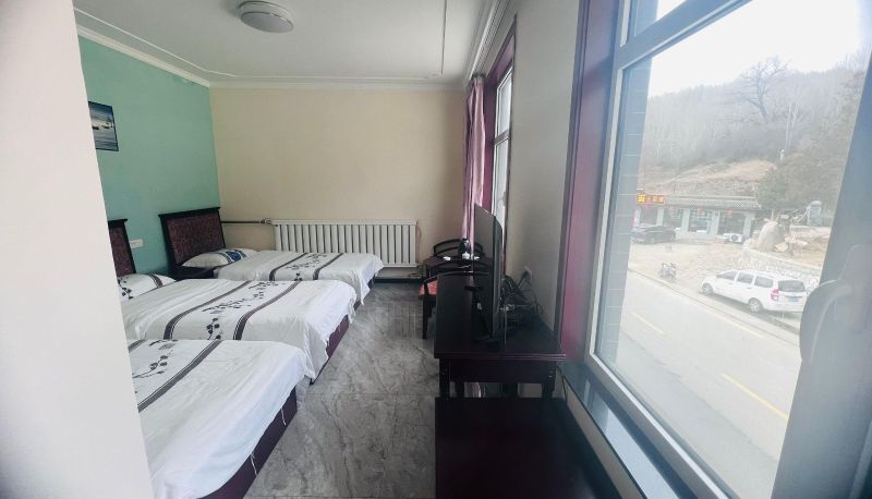 Camera - Kaifeng Hotel (Mount Wutai Wuye Temple Store)