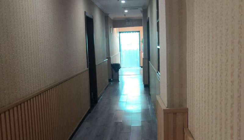 Buitenruimte van het hotel - Qiyun Cinema Hotel (Datang Night City Branch)