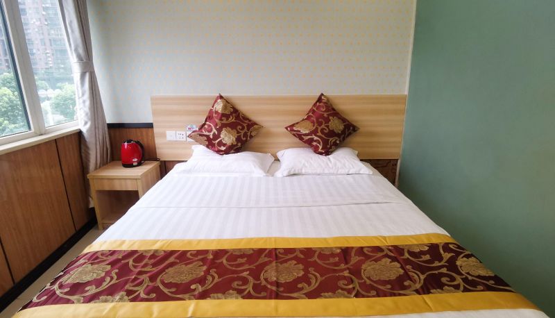 Zimmer - Deyuan Business Hotel
