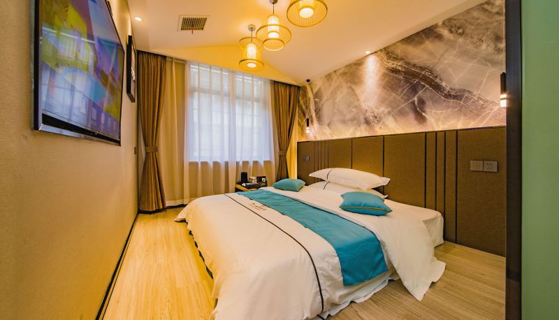 Kamer - Xunyi Qingxiang Hotel (Quantang Water Resources and Hydropower College Store)