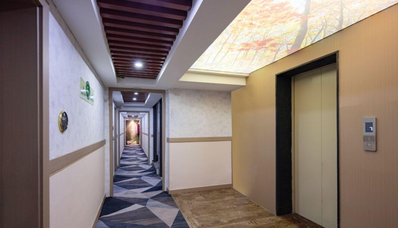 Area esterna dell'hotel - Amazon Superior Hotel (Nanchang Bayi Plaza Store)
