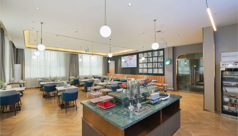 Area esterna dell'hotel - Lano Shangpin Hotel (Kuche Taikouli Night Market)