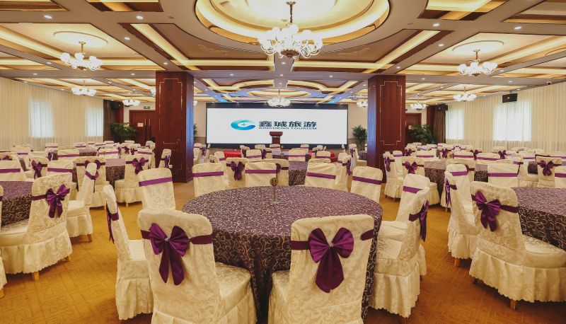 Buitenruimte van het hotel - Shanghai Xinhu Tourism Resort Hotel